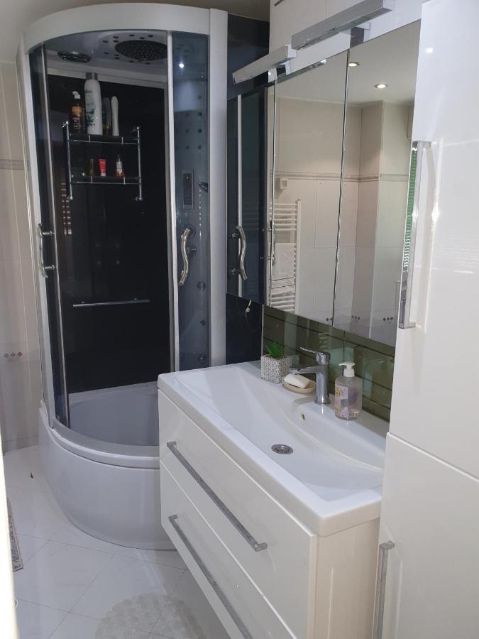 Apartments Arna Visoko Luaran gambar