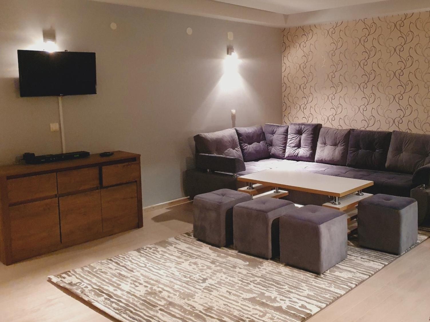 Apartments Arna Visoko Bilik gambar